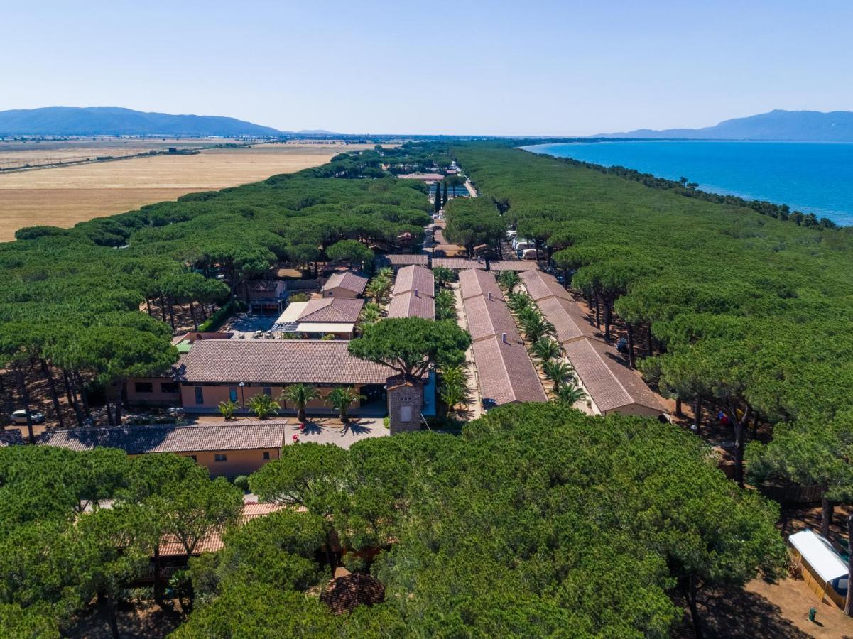 Village Golfo degli Etruschi Albinia Exterior foto