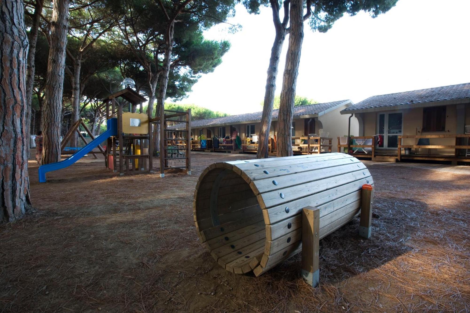 Village Golfo degli Etruschi Albinia Exterior foto